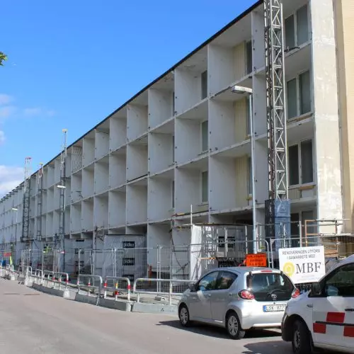Brf Västhaga nr 12 balkonginglasning Brf Västhaga nr 12 balkonginglasning